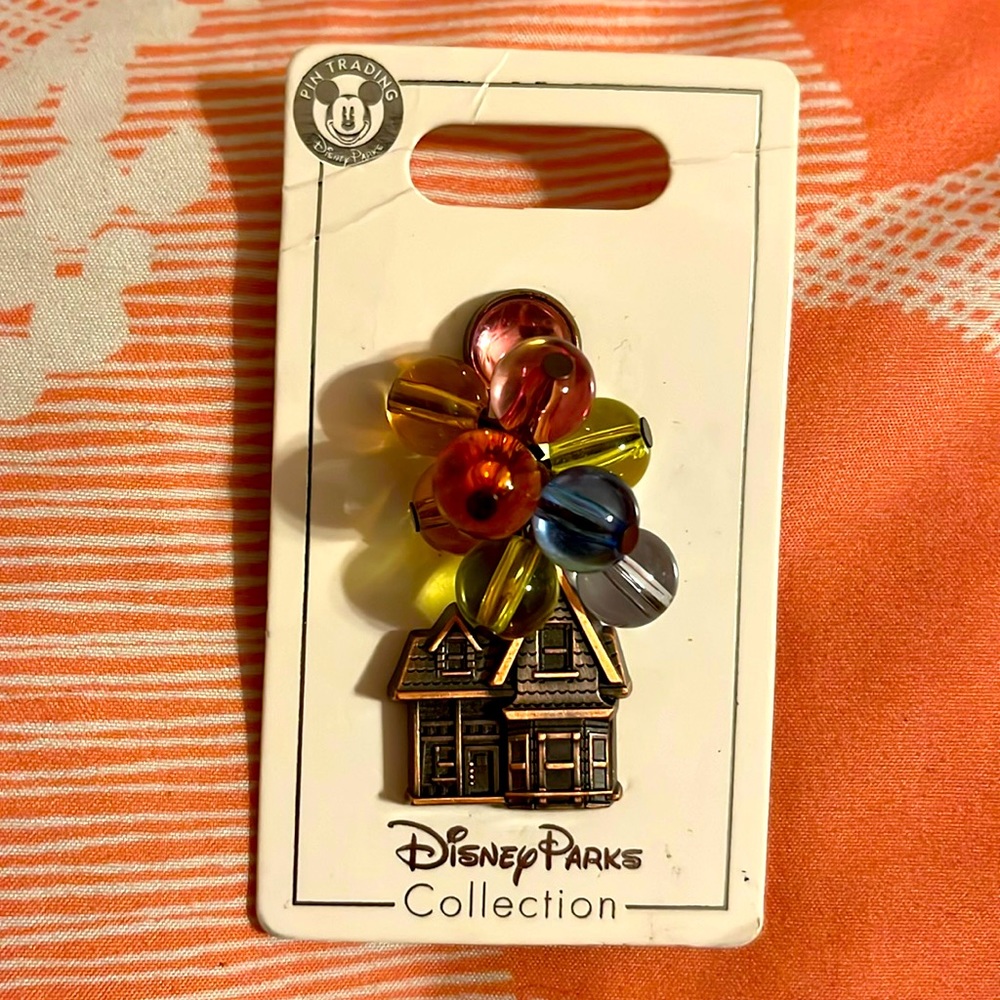 Disney Collection Pin from “Up”